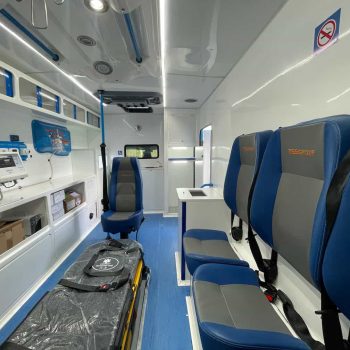 Interior de Ambulancia desde otra vista