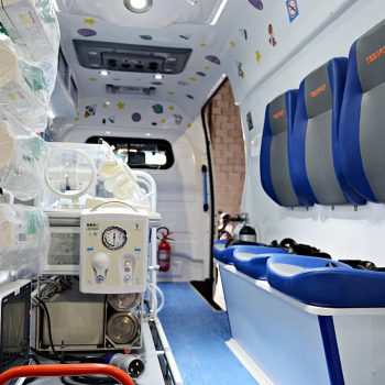 Ambulancia por dentro de neonatología